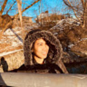 Meet your Posher, Crizelvia